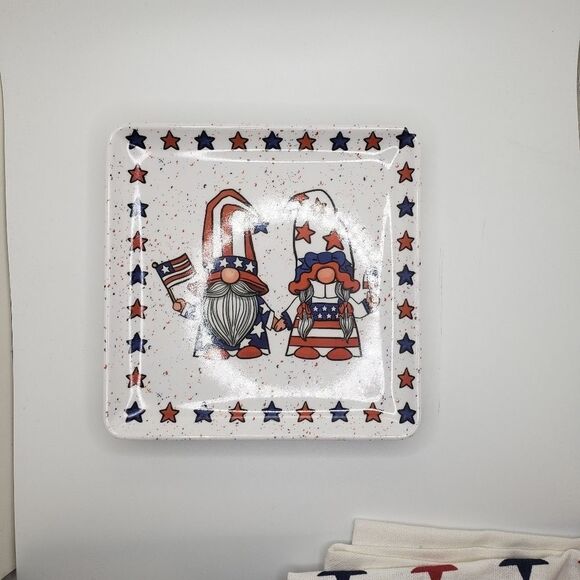 Gnome appetizer patriotic plates set melamine 4th of July - Picture 7 of 7